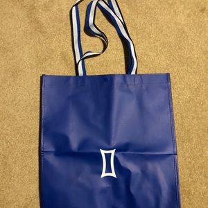 Kit and Ace shopping bag